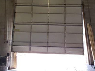 Troubleshooting Garage Door Problems | Garage Door Repair Greenwich, CT